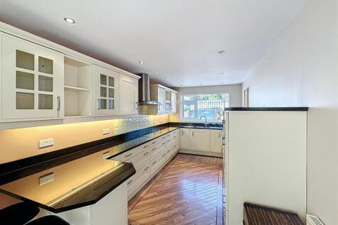 Fitted Kitchen