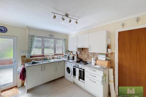 Fitted Kitchen