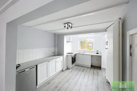 Fitted Kitchen