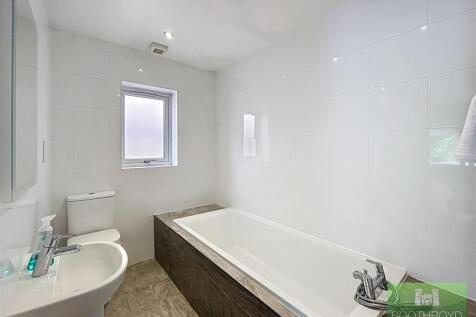 En Suite Bathroom