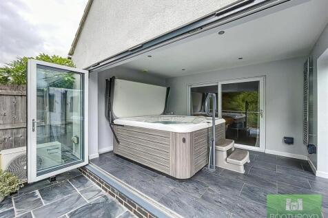 Hot Tub Room