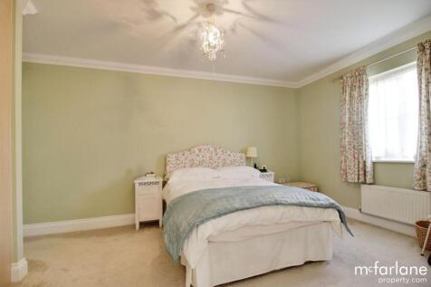 Master bedroom &amp; En-suite