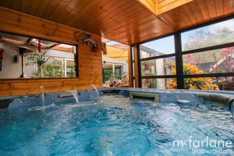 Hot Tub Room