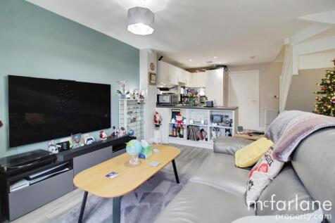 Kitchen/ Open Plan Living