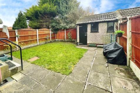 Garden / Outbuilding