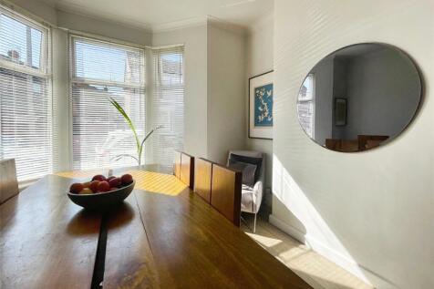 Lounge / Diner