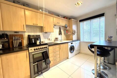 Kitchen_1.jpeg