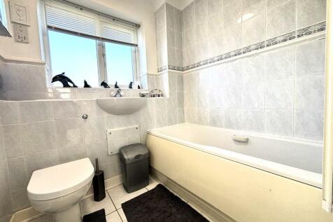 Bathroom.jpeg