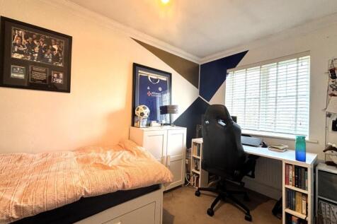 Bedroom 2.jpeg