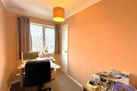 Bedroom 4.jpeg