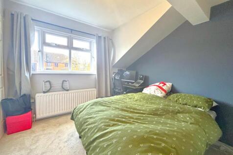 Bedroom_1.jpeg