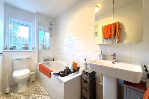 Bathroom.jpeg