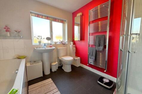 Bathroom.jpeg