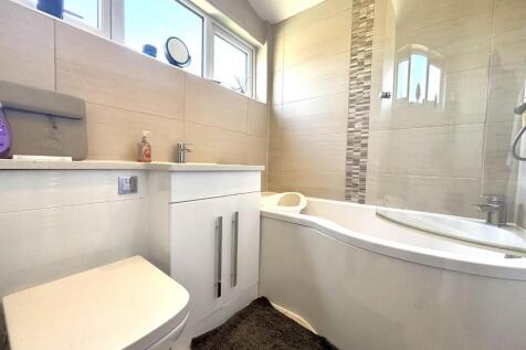 Bathroom.jpeg
