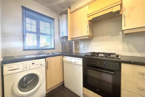 Kitchen_1.jpeg