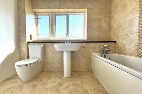 Bathroom.jpeg