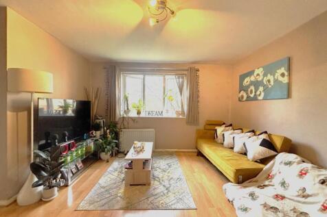 Living Room.jpeg