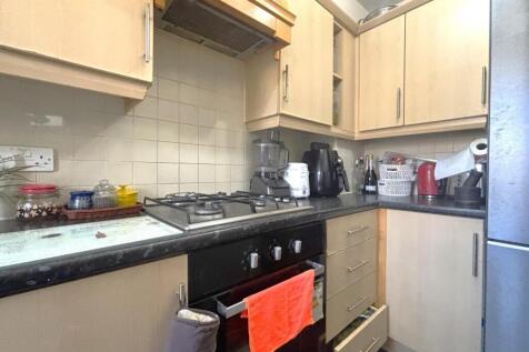 Kitchen_1.jpeg