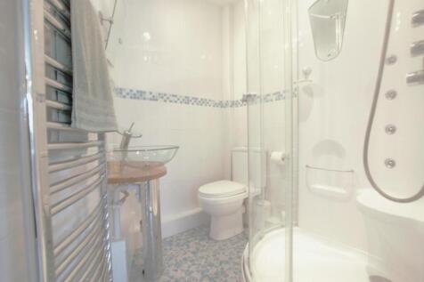Ensuite.jpg