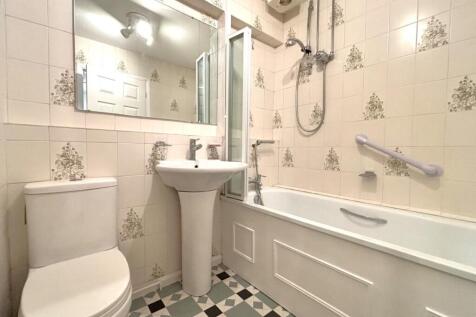 Bathroom.jpeg