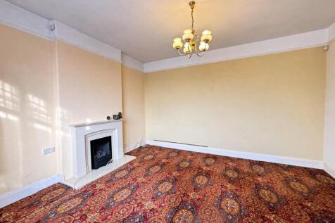 Living Room_1.jpeg