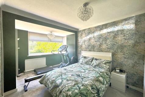 Bedroom 1.jpeg