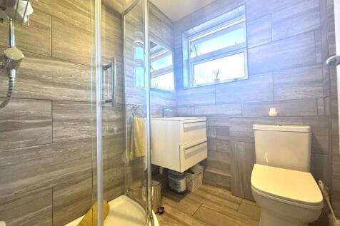 Shower Room.jpeg