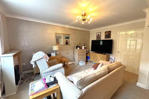 Living Room.jpeg