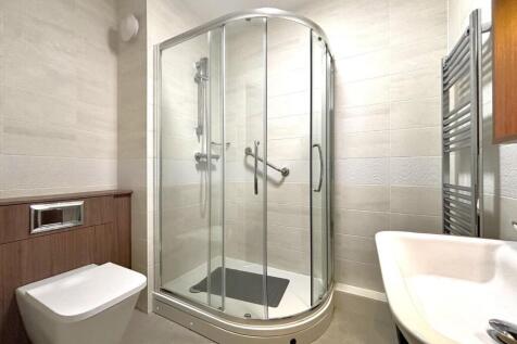 Shower Room.jpeg