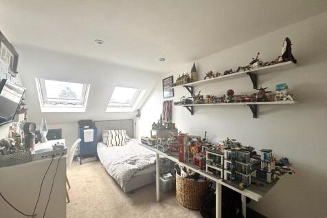 Bedroom 2.jpeg