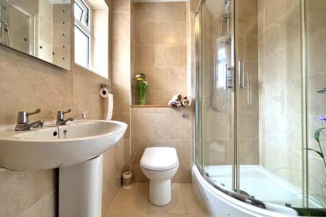 Shower Room.jpeg