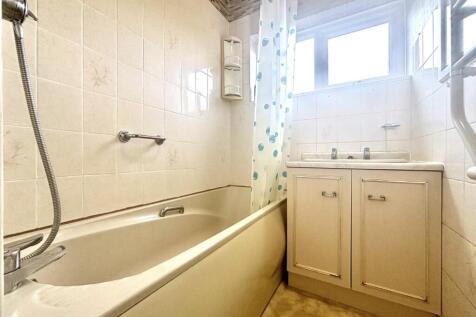 Bathroom.jpeg