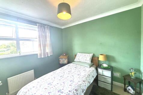 Bedroom 2.jpeg