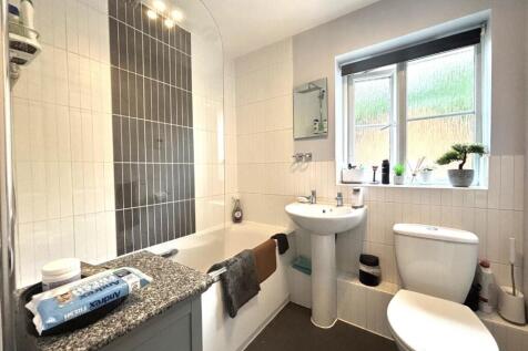 Bathroom.jpeg