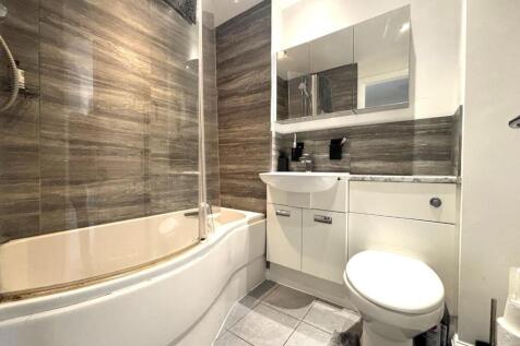 Bathroom.jpeg