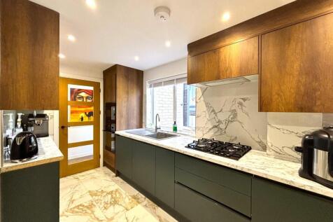 Kitchen.jpeg