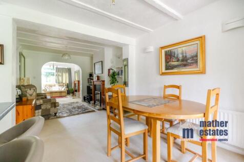 39 Sish Lane, Stevenage, SG1-25.jpg