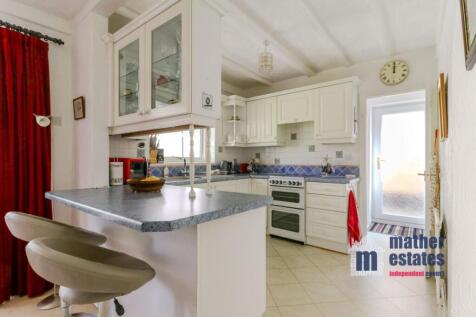 39 Sish Lane, Stevenage, SG1-26.jpg