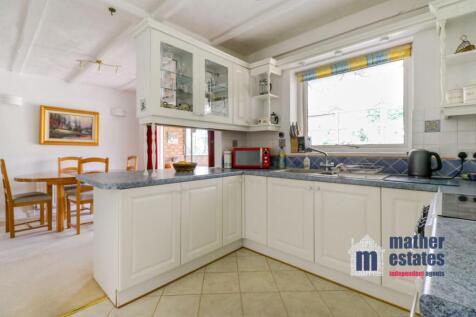 39 Sish Lane, Stevenage, SG1-28.jpg