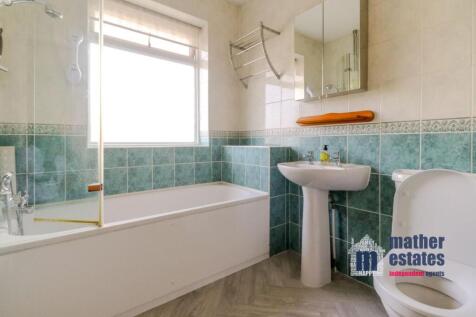 39 Sish Lane, Stevenage, SG1-45.jpg