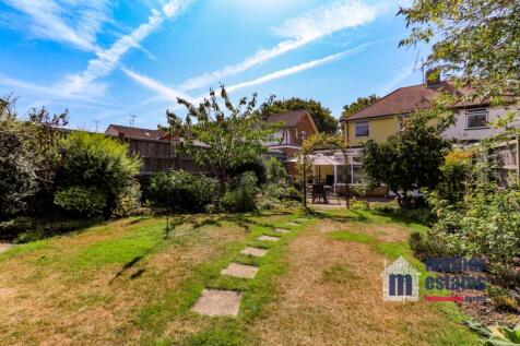 39 Sish Lane, Stevenage, SG1-16.jpg