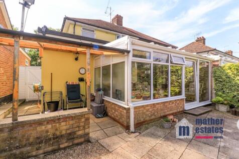 39 Sish Lane, Stevenage, SG1-13.jpg