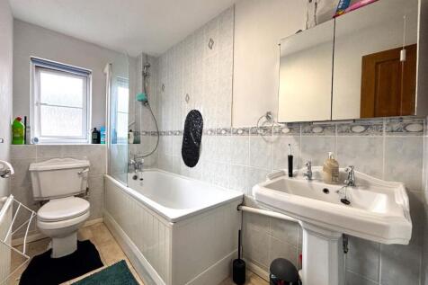 Bathroom.jpeg