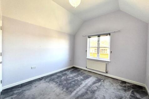 Bedroom 1.jpeg