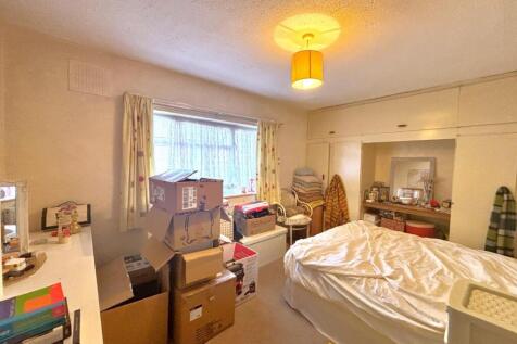 Bedroom 1.jpeg