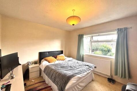 Bedroom 2.jpeg