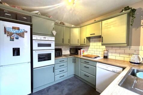 Kitchen_1.jpeg