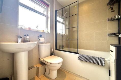 Bathroom.jpeg