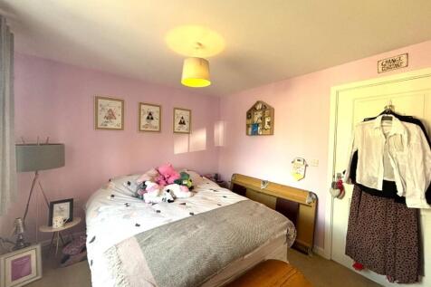 Bedroom 2.jpeg