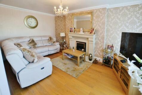 L SHAPED LOUNGE